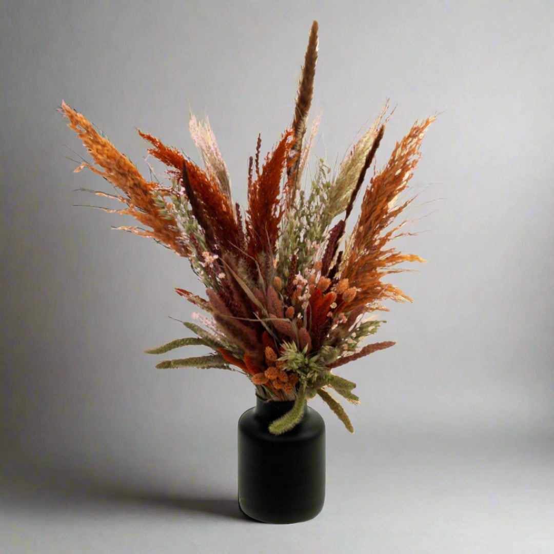 Ambachtelijk droogbloemen boeket laren. biologisch gekweekte droogbloemen met de hand geplukt