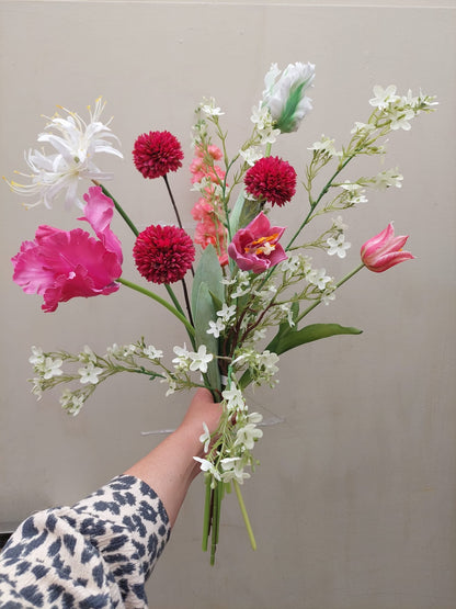 Zijde bloemen boeket zonder vaas