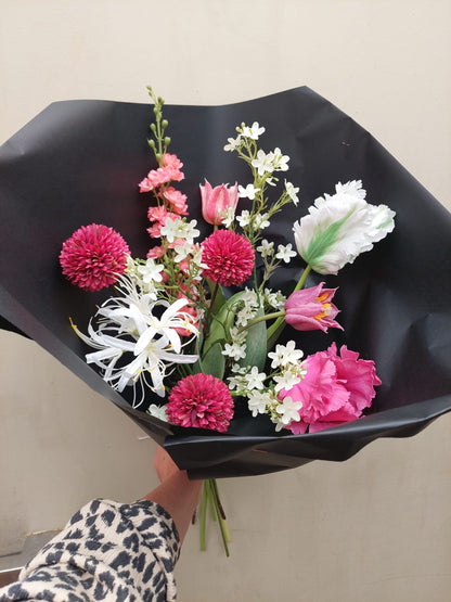 Zijde bloemen boeket zonder vaas