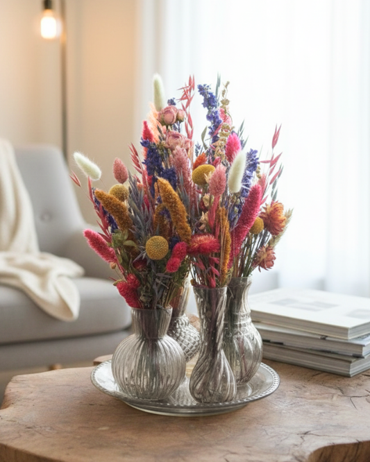 Set van 4 glazen vaasjes inclusief onderbord en droogbloemen bont